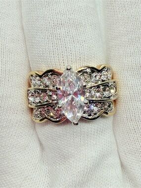 Vintage 18k Gold Vermeil Cubic Zirconia Statement Ring Sz: 7-3/4